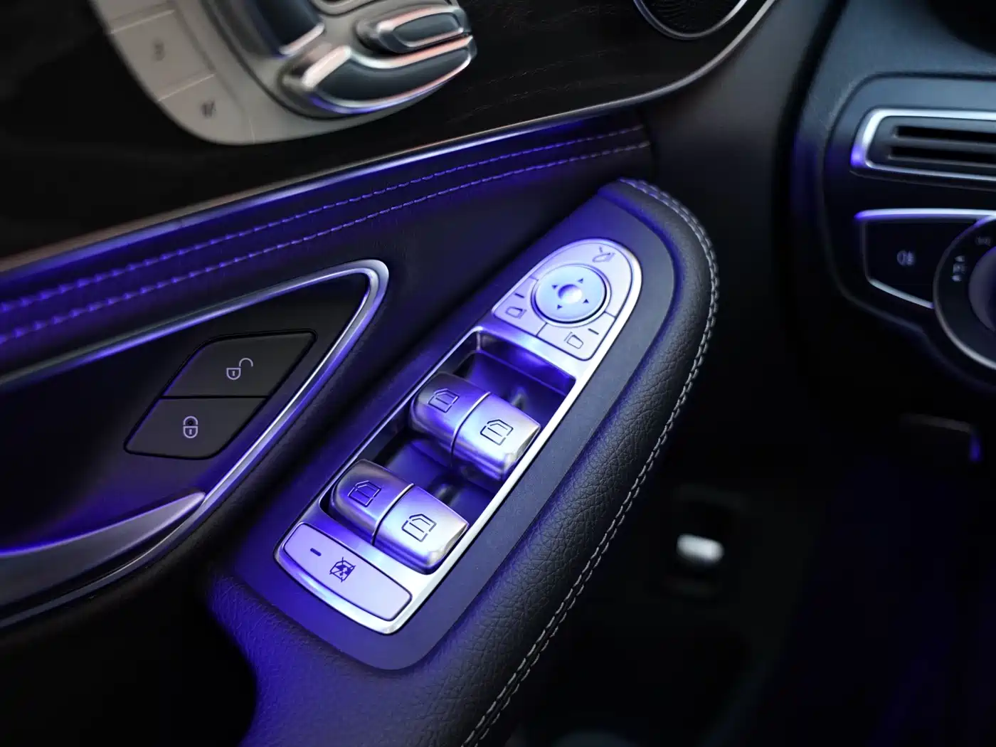 Mercedes-Benz C-Class 2020 Facelift C 260 L Sport фото 14