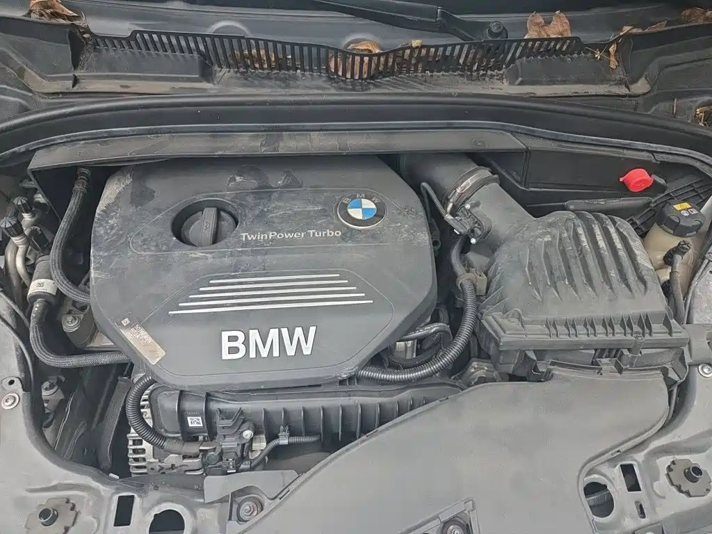 صورة 16 - BMW 2 Series Touring