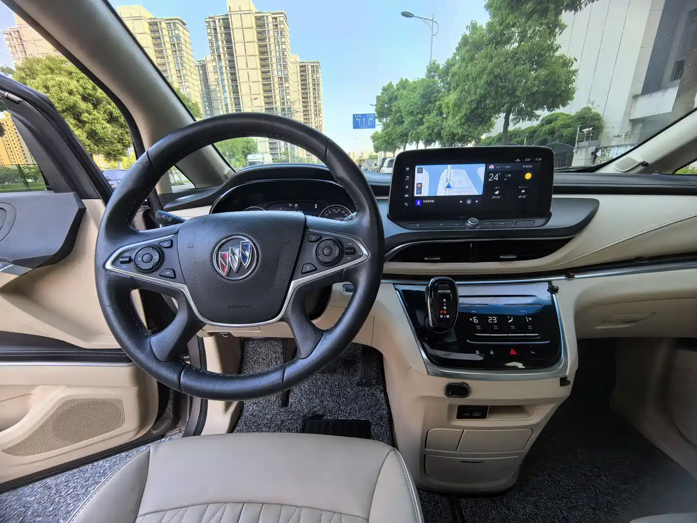 Buick GL8 2023 Land Business Class 652T Luxury фото 10