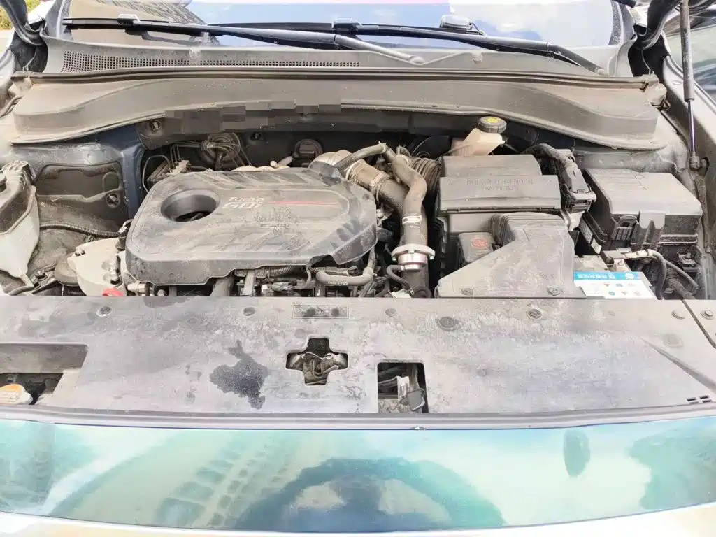 Фото 9 - Hyundai Santa Fe