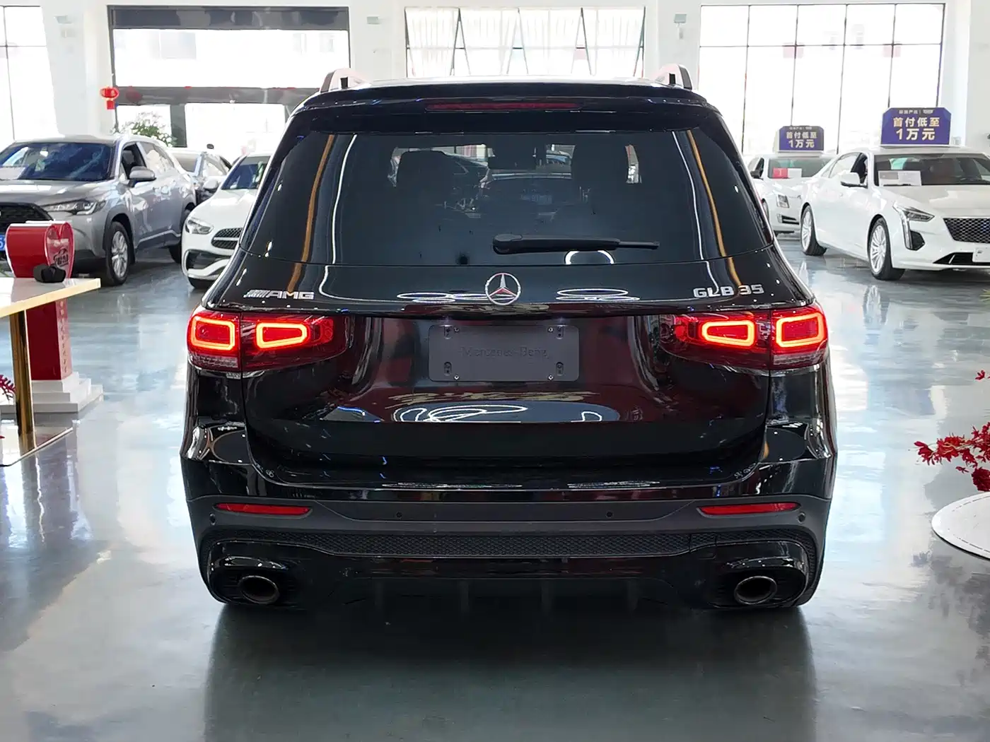 MERCEDES-BENZ GLB AMG