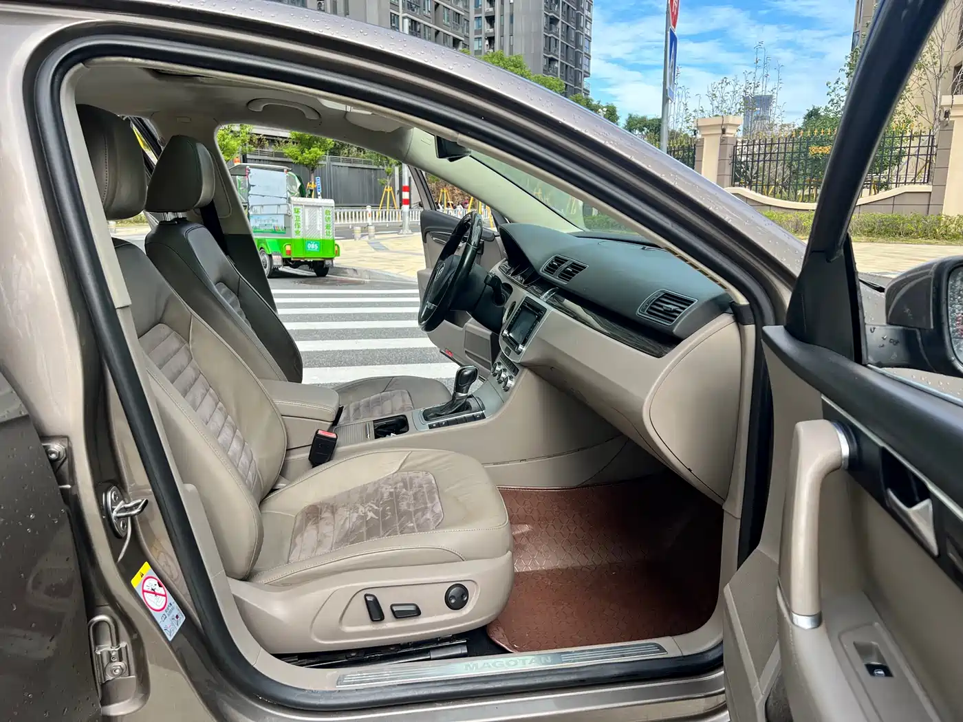 Volkswagen Magotan 2013 1.8TSI Premium фото 14