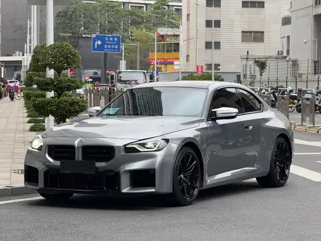 BMW M2