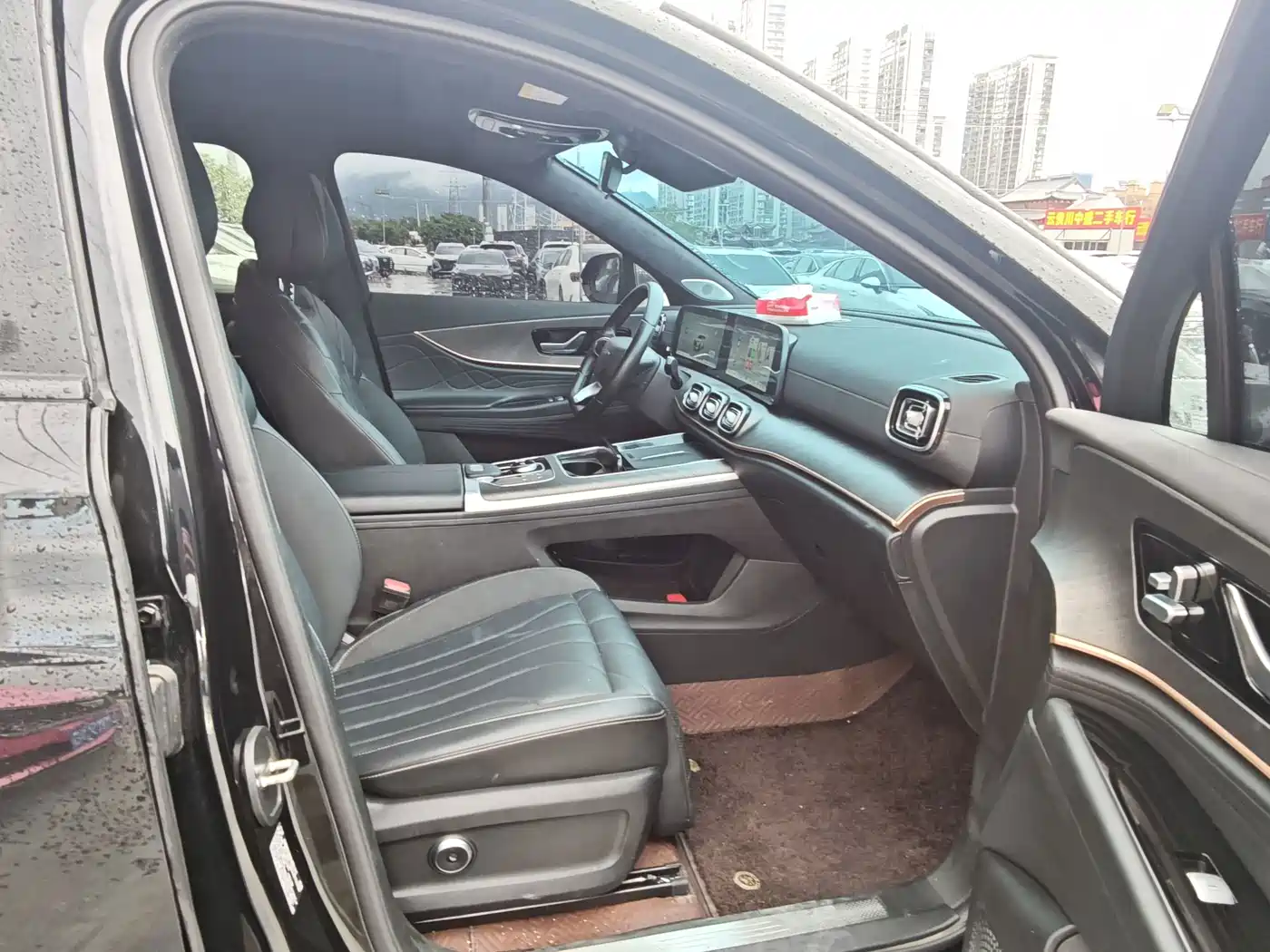 Chery Tiggo 9 2025 2025 2.0T DCT 2WD Luxury Edition 5-Seater