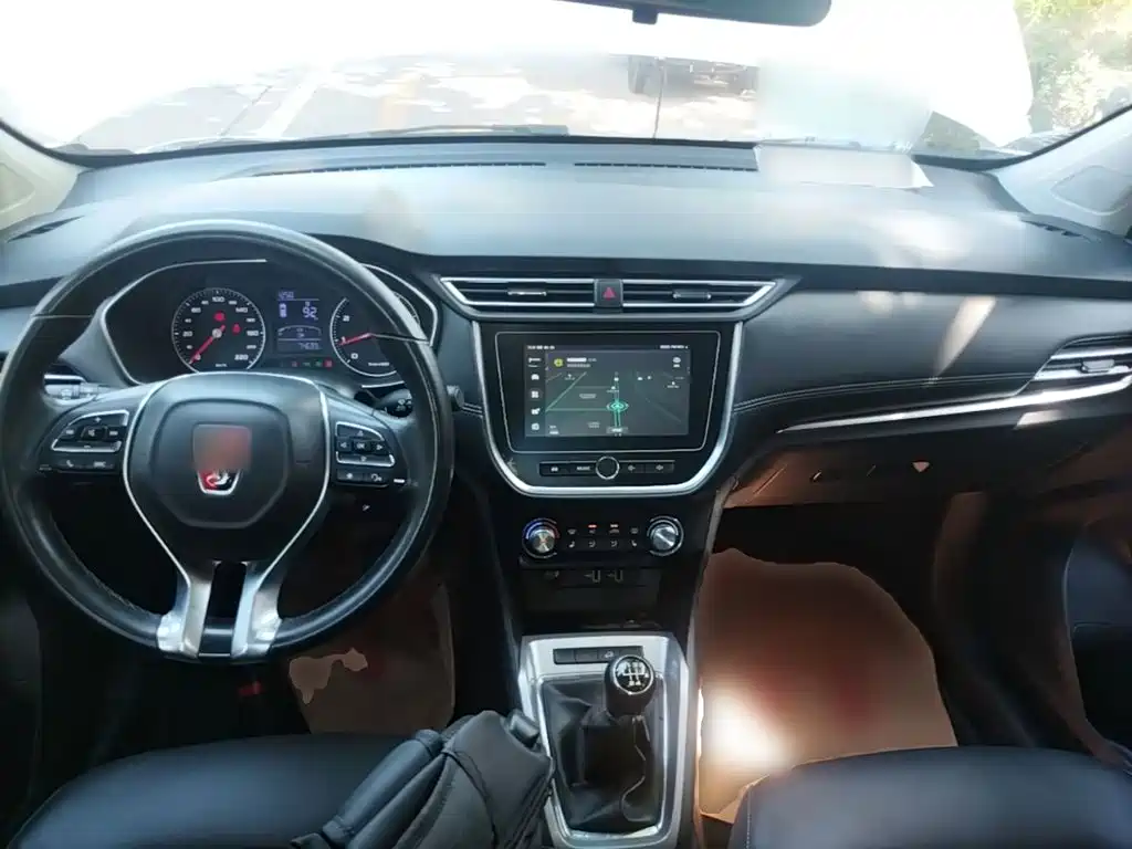 Roewe RX3 2018 2018 1.6L Manual Internet Smart Edition