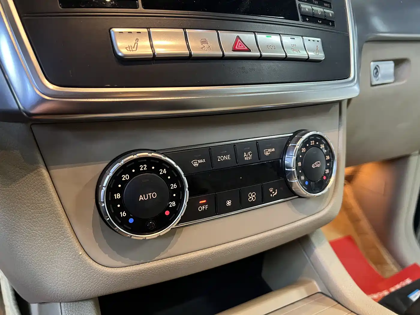 Mercedes-Benz M-Class 2014 ML 320 4MATIC фото 12