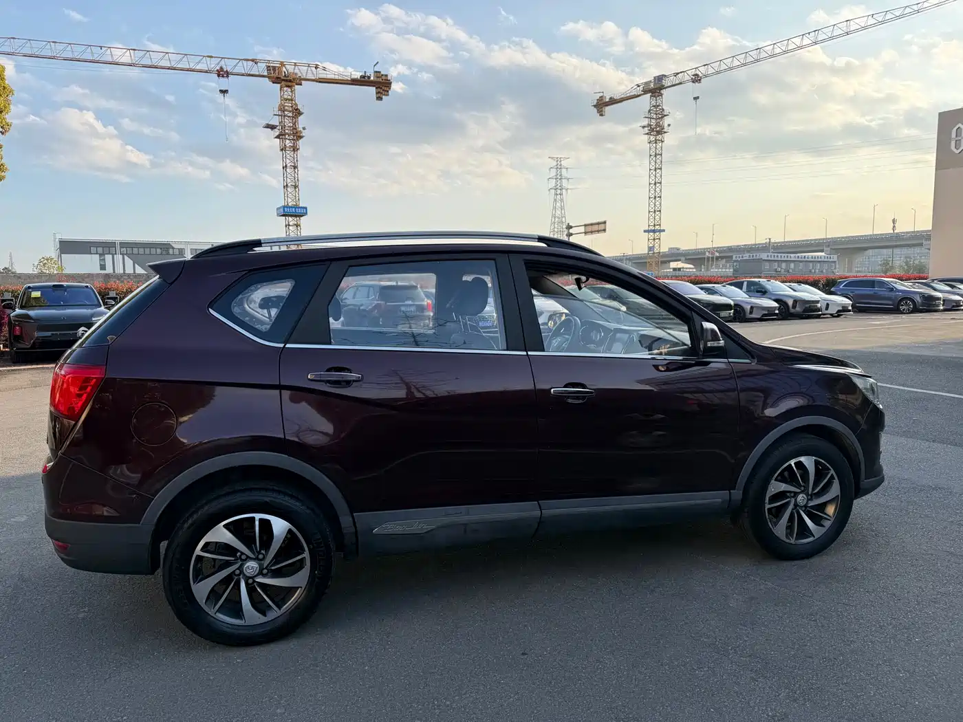Baojun 560 2016 2015 1.8L Manual Luxury
