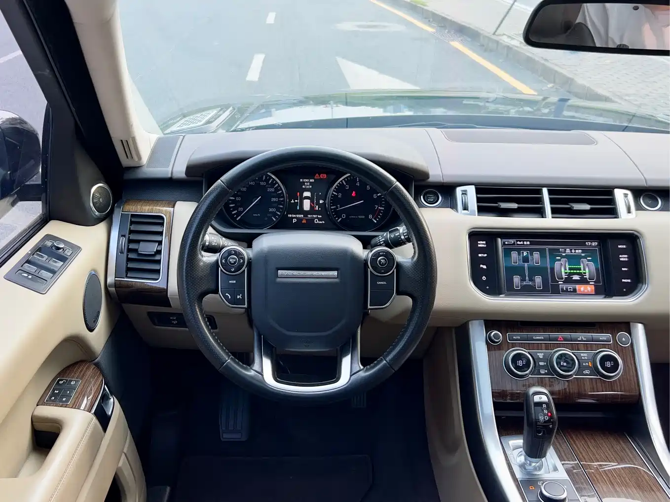 Land Rover Range Rover Sport 2015 3.0 SC V6 HSE фото 11