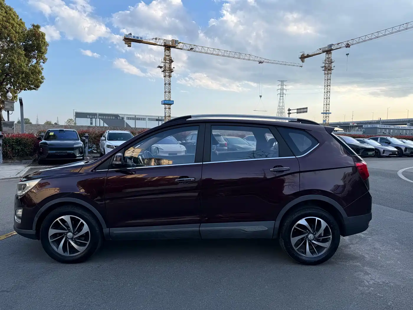 Baojun 560 2016 2015 1.8L Manual Luxury