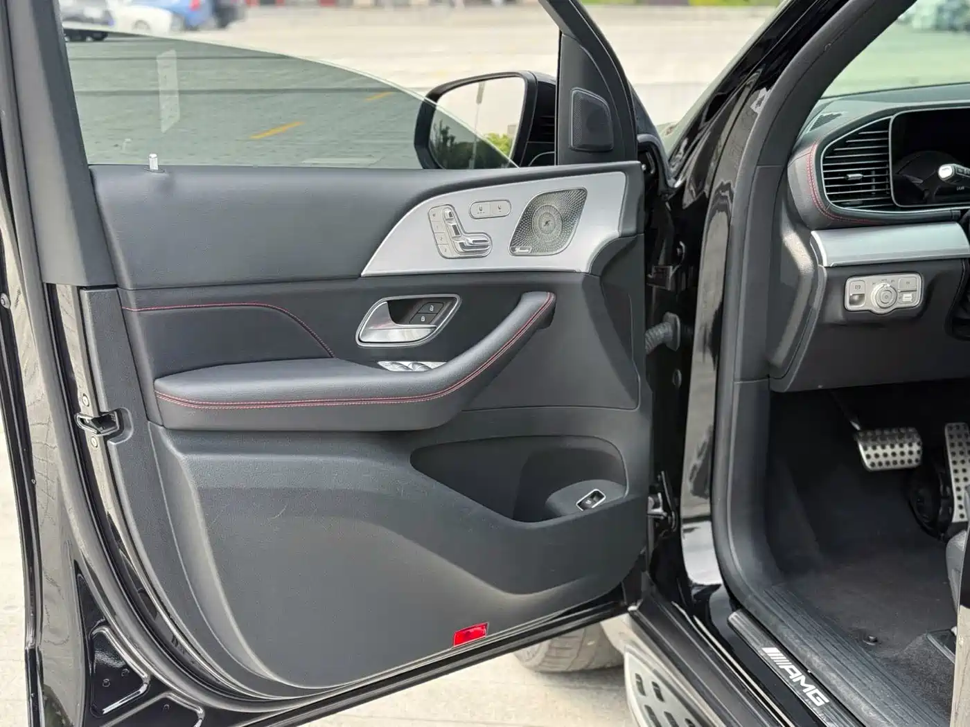 Mercedes-Benz GLE AMG 2024 AMG GLE 53 4MATIC+ фото 16