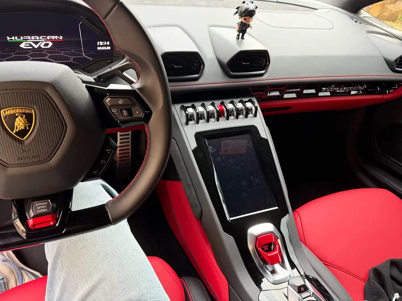 LAMBORGHINI HURACÁN