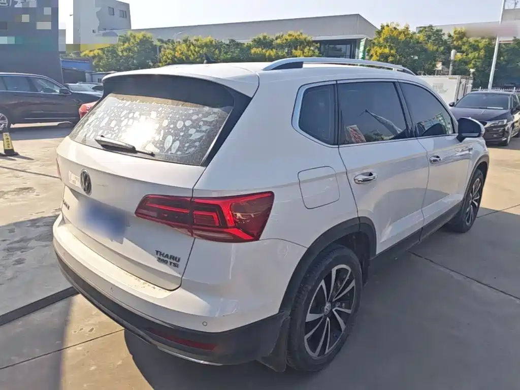 Фото 7 - Volkswagen Tharu