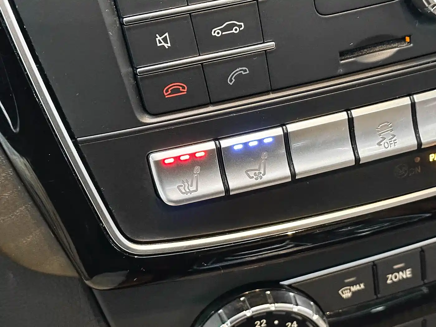 Mercedes-Benz GLS 2016 GLS 500 4MATIC фото 25