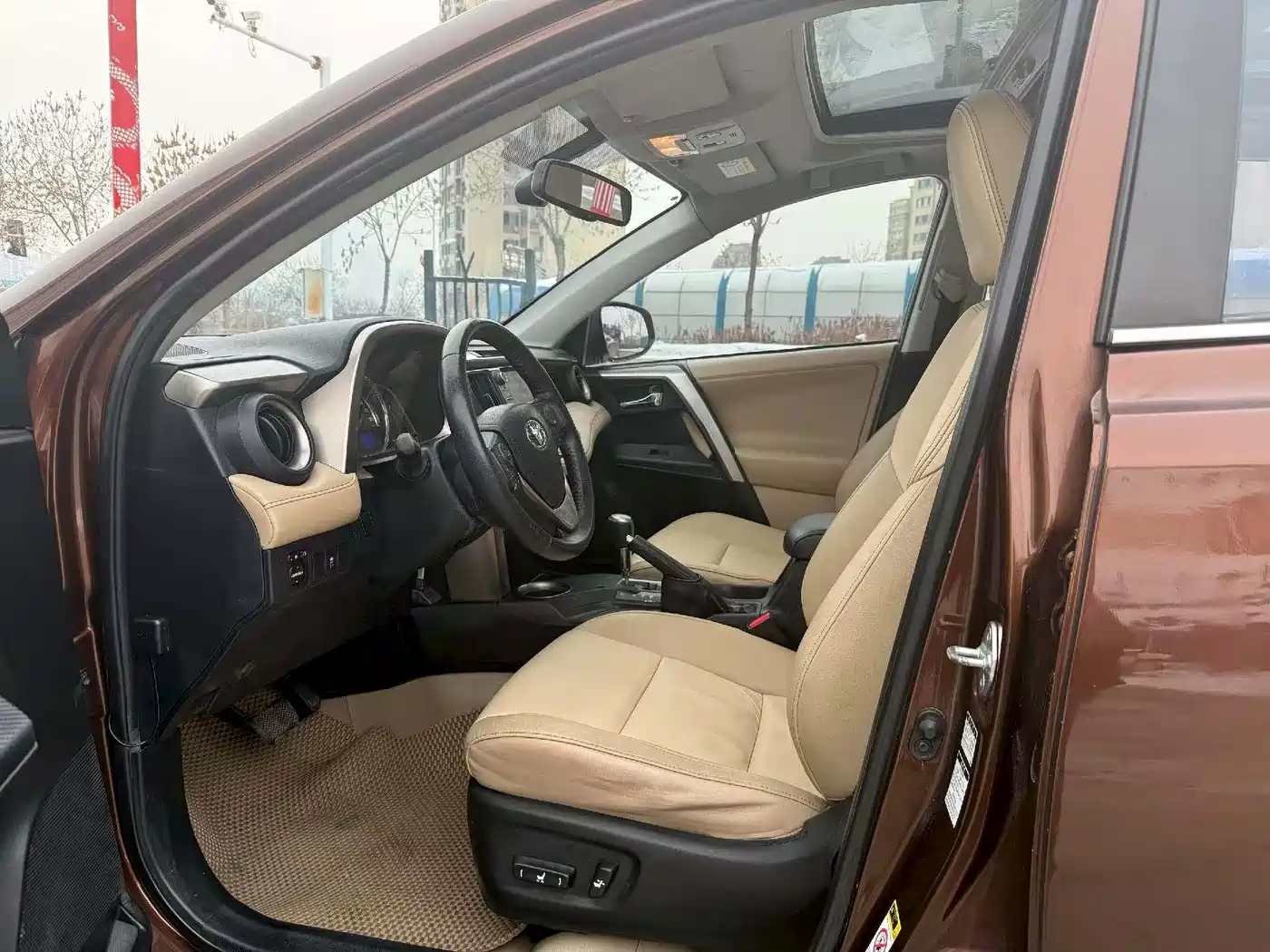 Toyota RAV4 Rongfang 2013 2.5L Auto 4WD Luxury фото 6