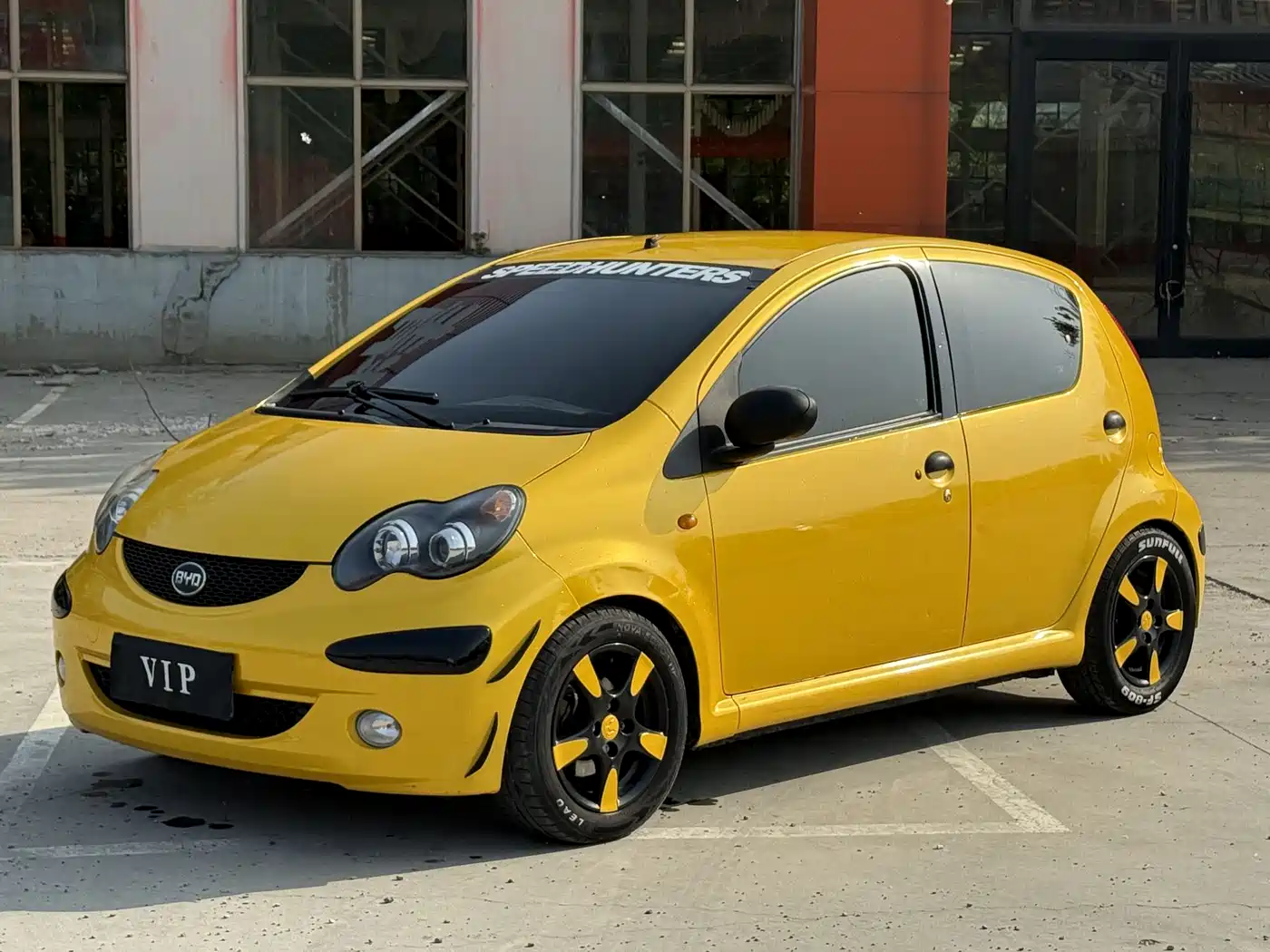 BYD F0 2013 1.0L AMT Joy Edition