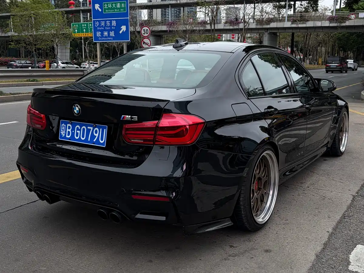BMW M3 2016 M3 Sedan фото 8
