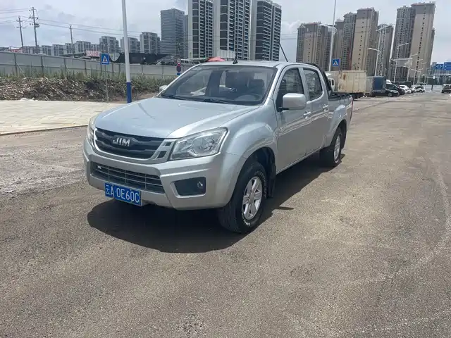  Isuzu Ruimai 2020 2.8T Classic 2WD Diesel China VI Premium Long Wheelbase JE493ZLQ6E