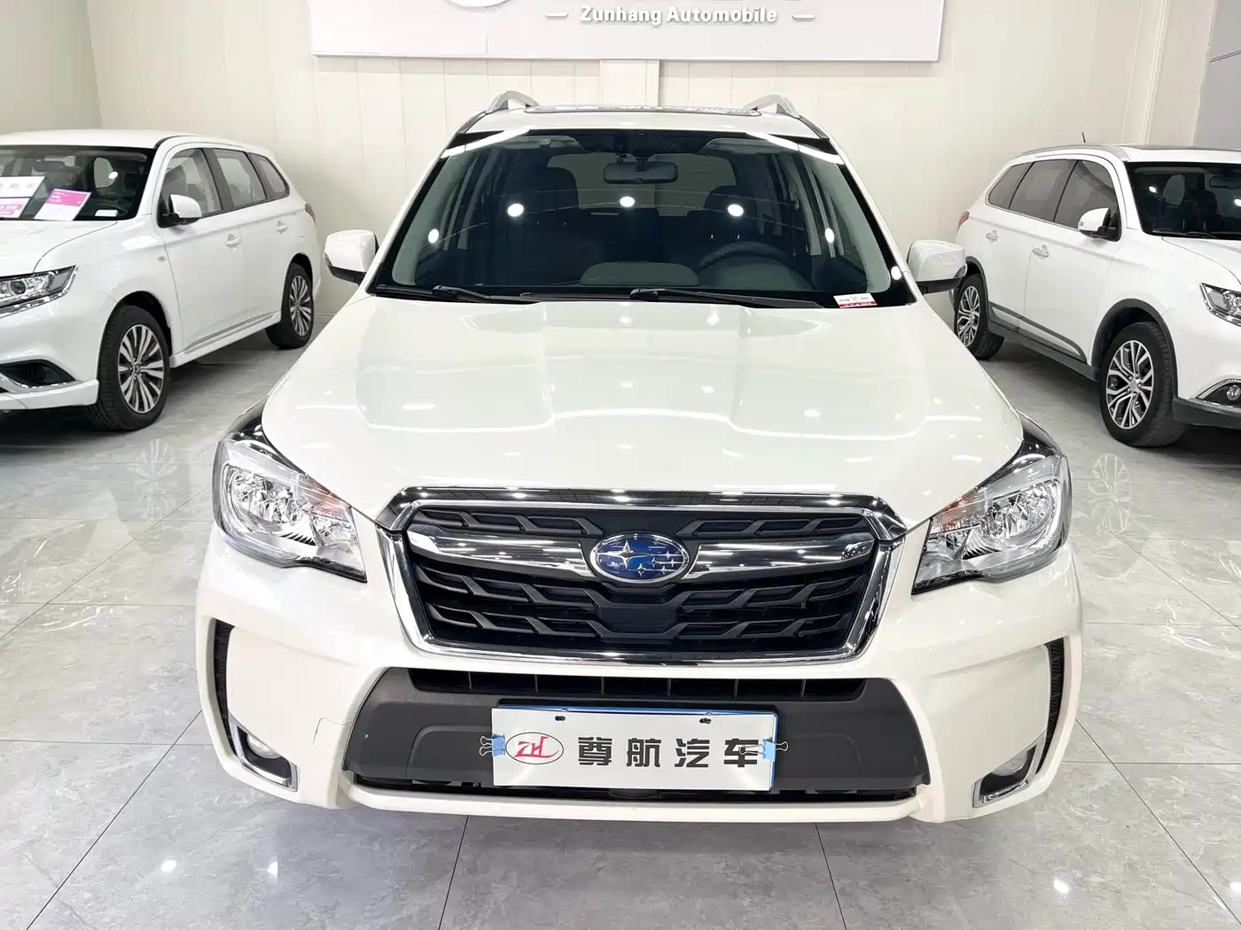 Subaru Forester 2016 2.0i Fashion Navigation Edition фото 3