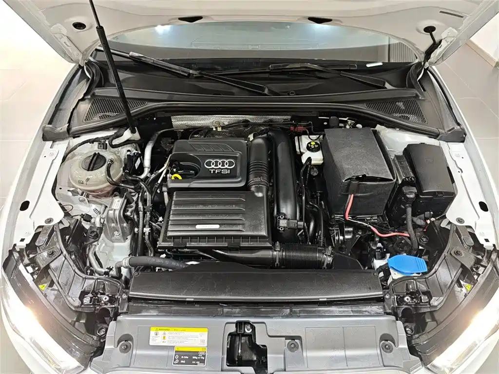 Audi A3 2015 2015 Limousine 35 TFSI Millionth Anniversary Intelligent Leader Type