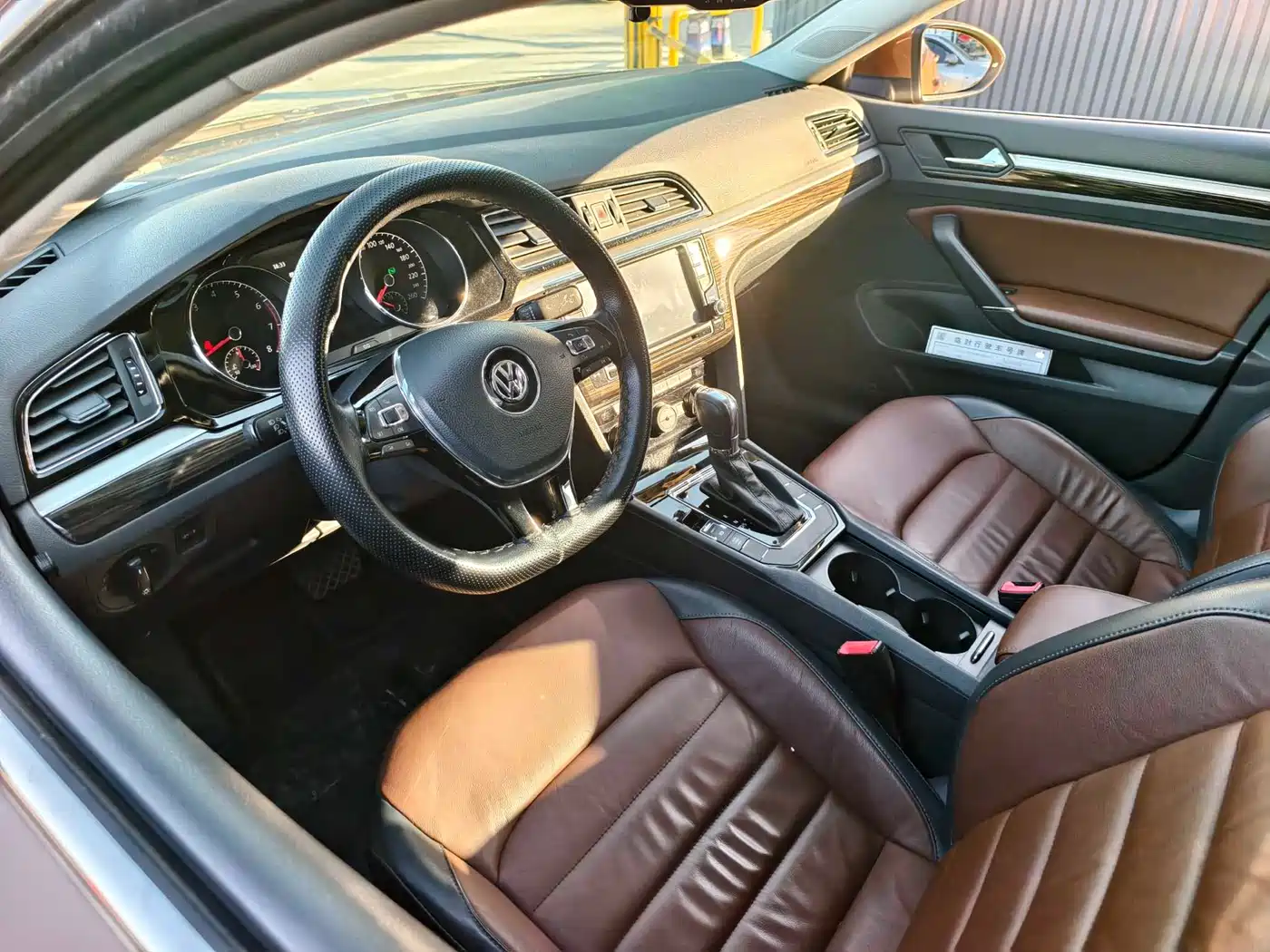 Volkswagen Lamando 2015 330TSI DSG Comfort фото 7