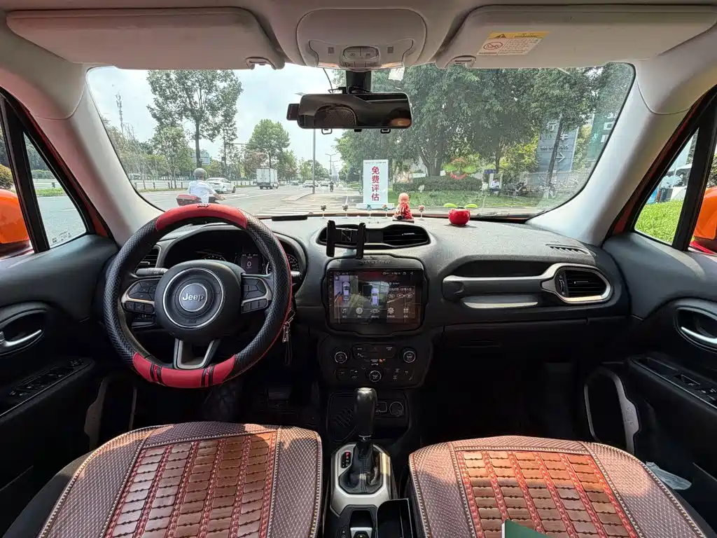 Jeep Renegade 2019 2018 Connected Large Screen Edition 180T Automatic High Energy