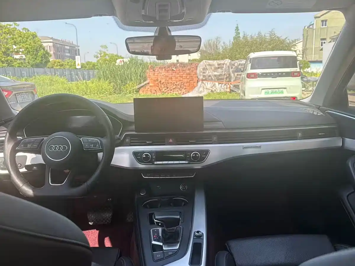 Audi A4L 2020 40 TFSI Luxury Dynamic фото 11