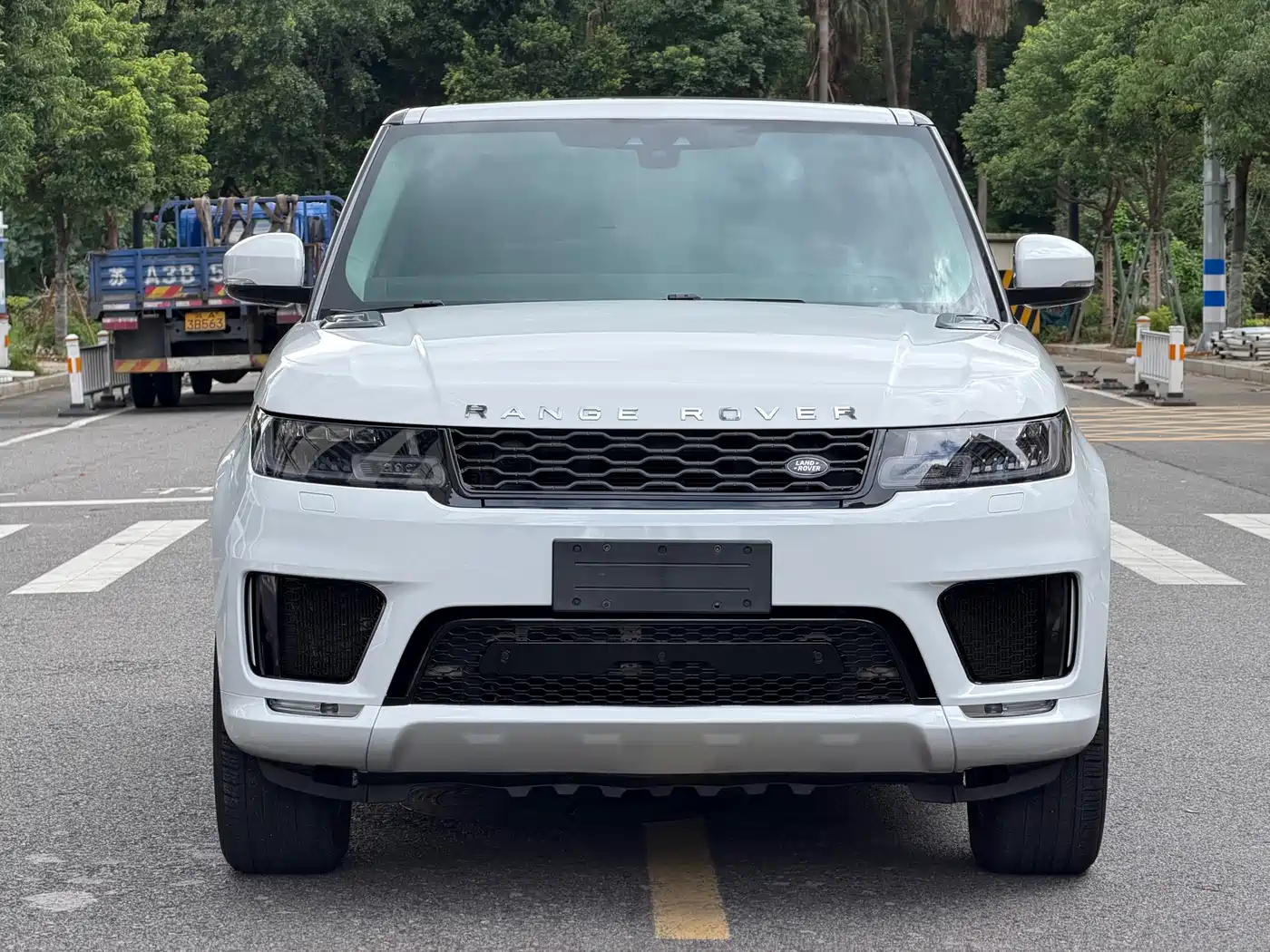 Фото 2 - Land Rover Range Rover Sport