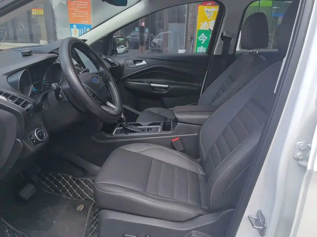 Ford Kuga 2020 2019 EcoBoost 180 2WD Luxury Wing Edition China VI