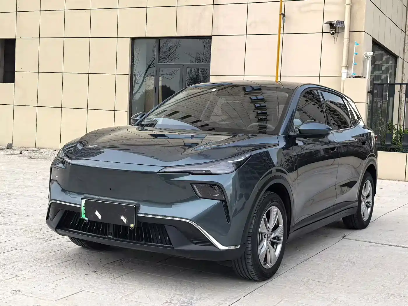 Besturn Yueyi 03