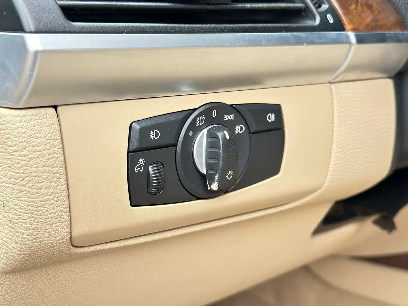 BMW X5 (Import) 2011 xDrive35i Luxury Edition фото 7