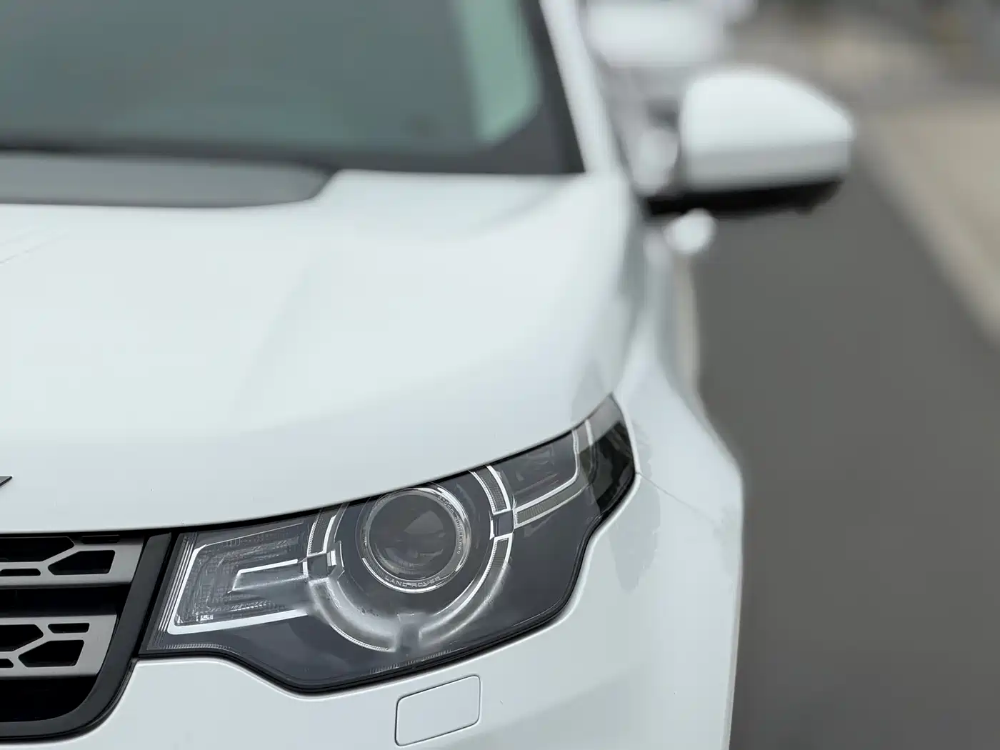 Land Rover Discovery Sport 2017 2.0T SE фото 6