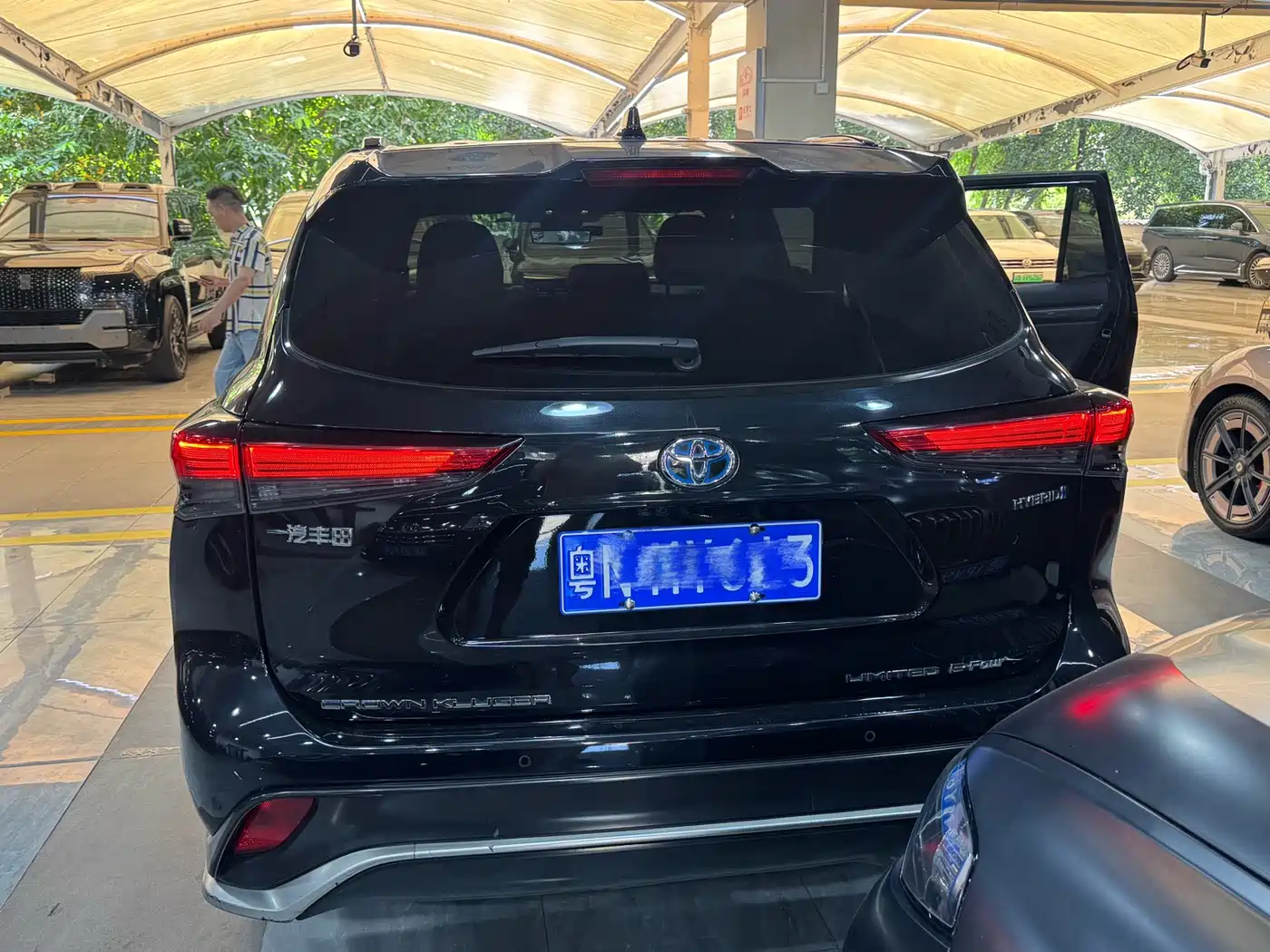 Toyota Crown Kluger 2021 2021 2.5L HEV AWD Flagship Edition
