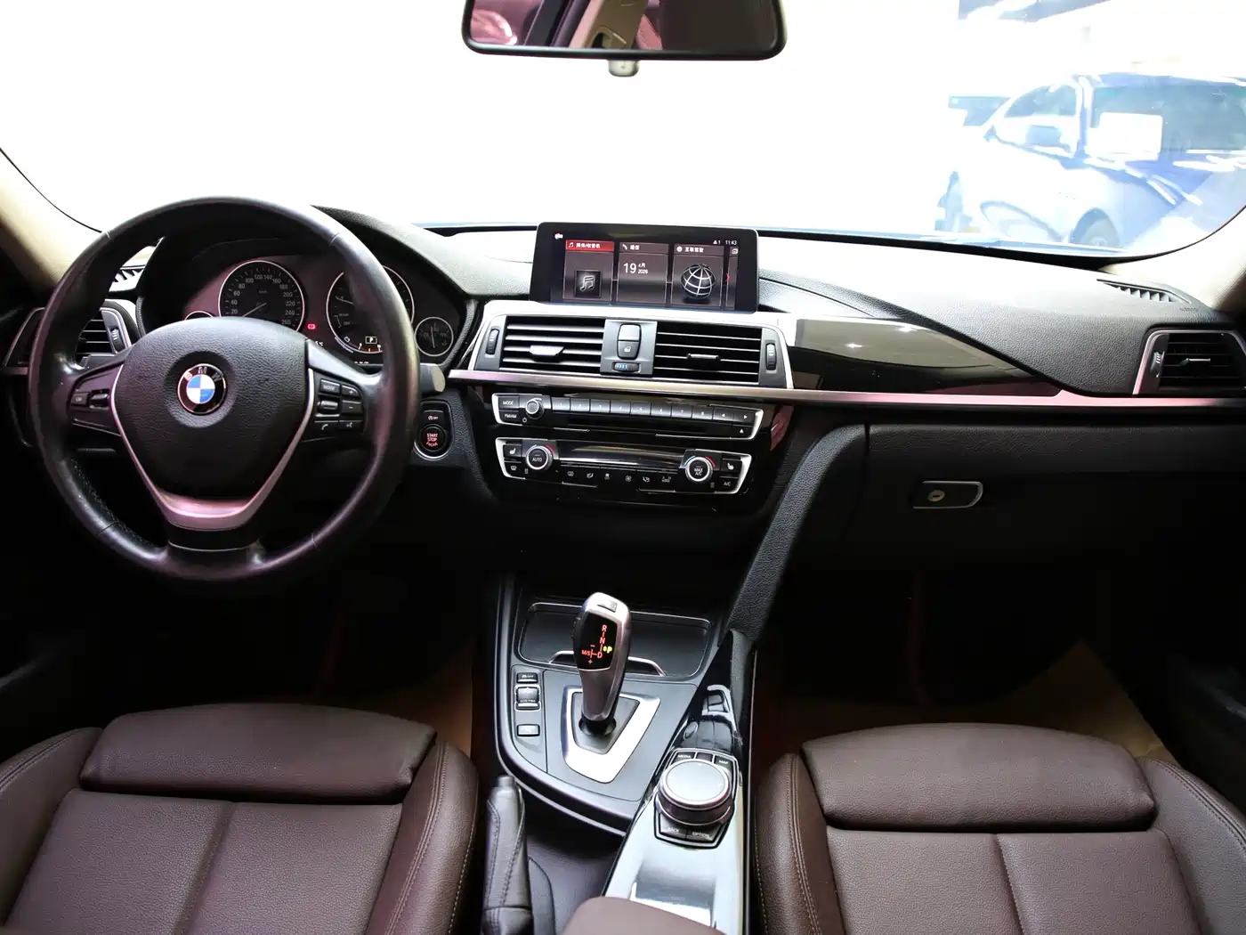 BMW 3 Series 2019 320Li Fashion Type фото 9