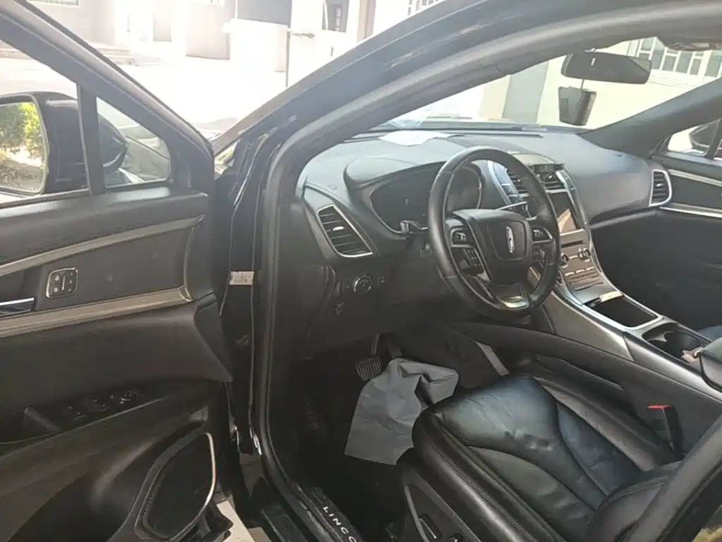 Lincoln Nautilus (Import) 2019 2019 2.0T 2WD Premium Edition China VI