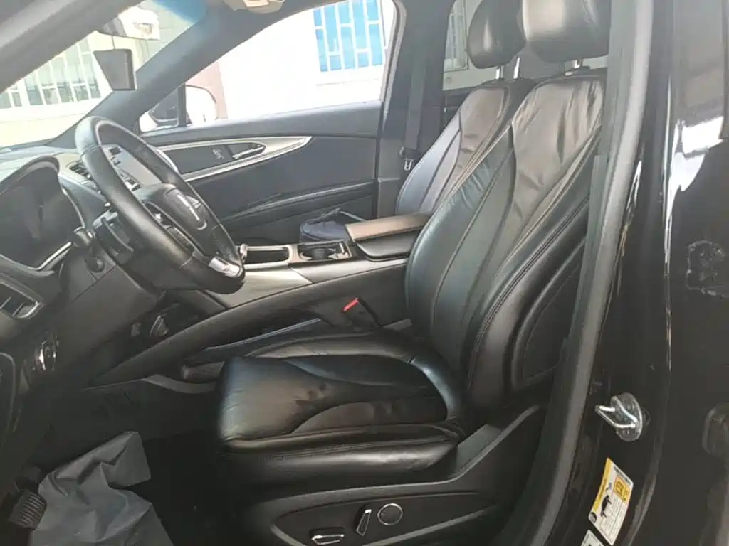 Lincoln Nautilus (Import) 2019 2019 2.0T 2WD Premium Edition China VI