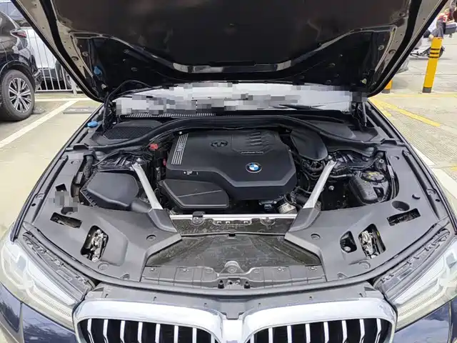 BMW 5 Series 2021 525Li M Sport Package — фото 3