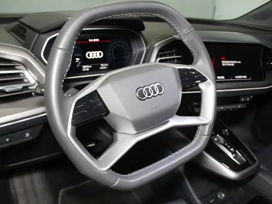 Audi Q4 e-tron 2024 2024 40 e-tron Pioneer Edition