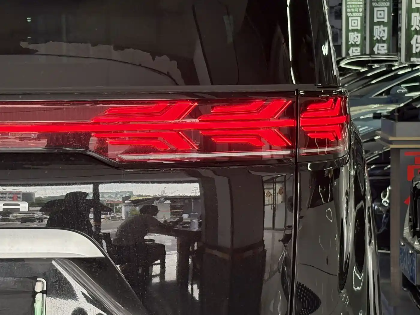 Denza D9 2026 2025 DM-i Smart Driving Edition 1020 AWD Flagship