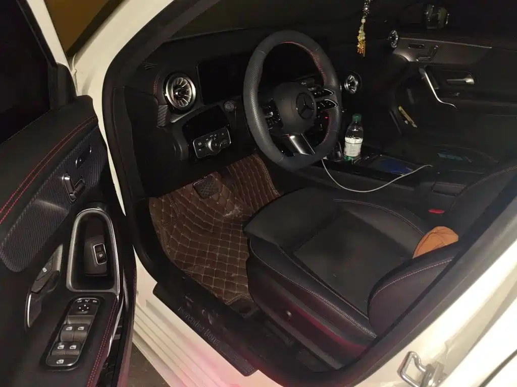 Mercedes-Benz A-Class 2025 2025 A 200 L Fashion Edition