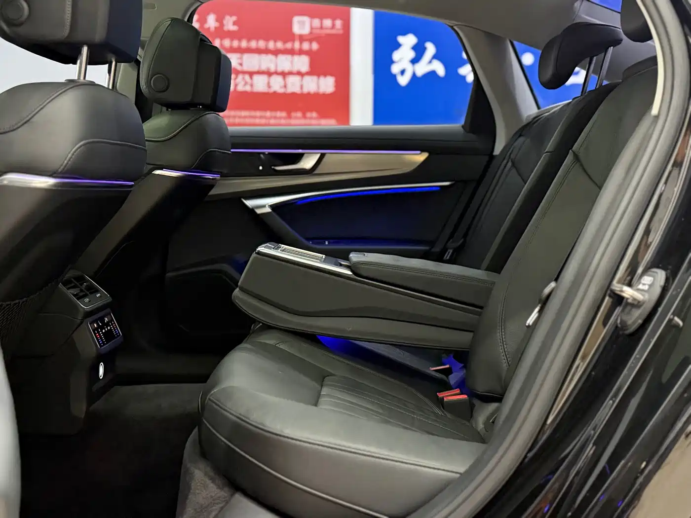 Audi A6L 2021 45 TFSI Exclusive Elegance фото 11