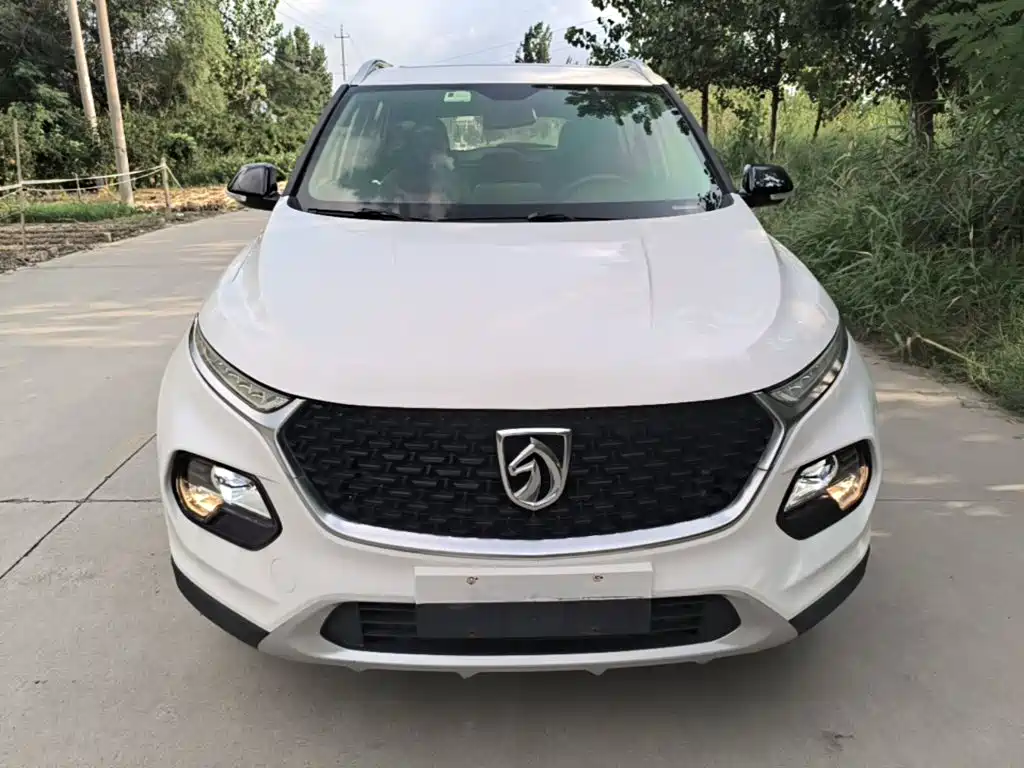 Photo 3 - Baojun 510