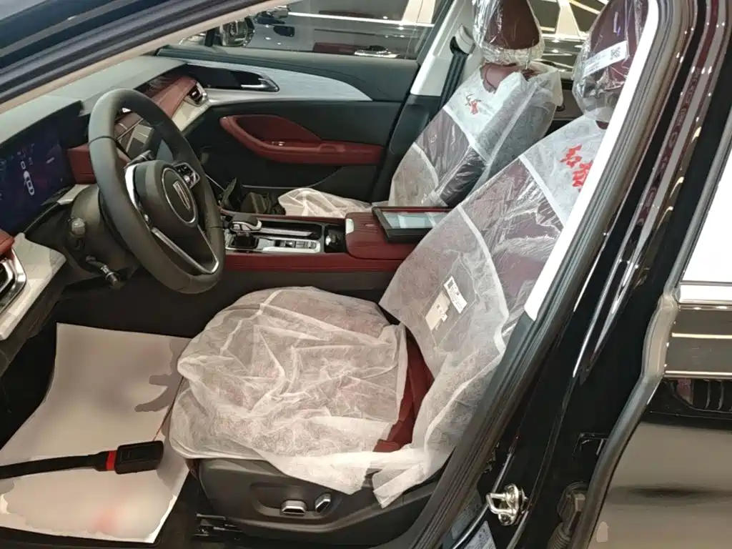 Hongqi H5 2026 2025 2.0T Automatic Flag Celebration 500,000 Units Anniversary Edition