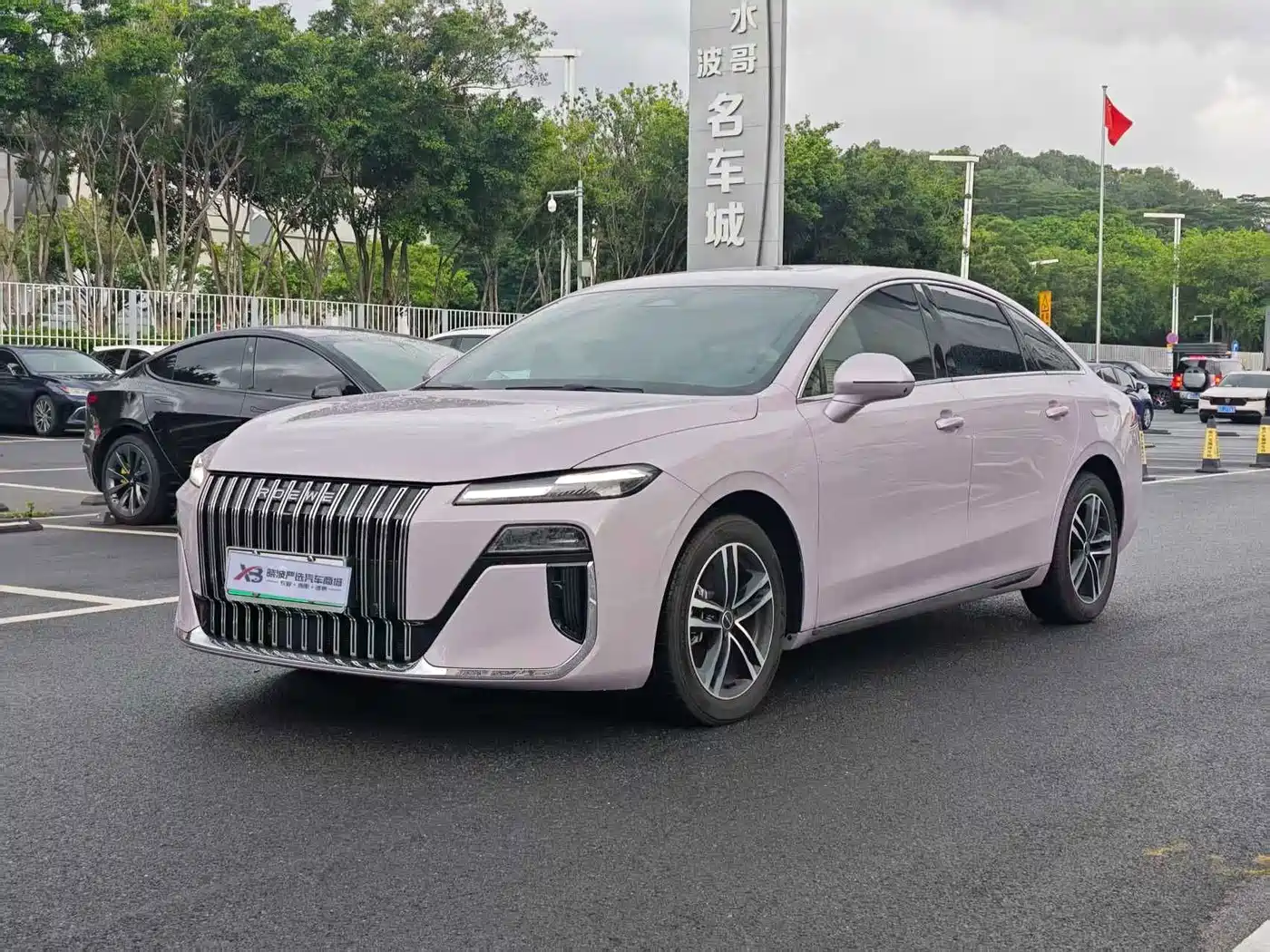 Roewe M7 DMH 2025 2025 1.5T 115km Standard