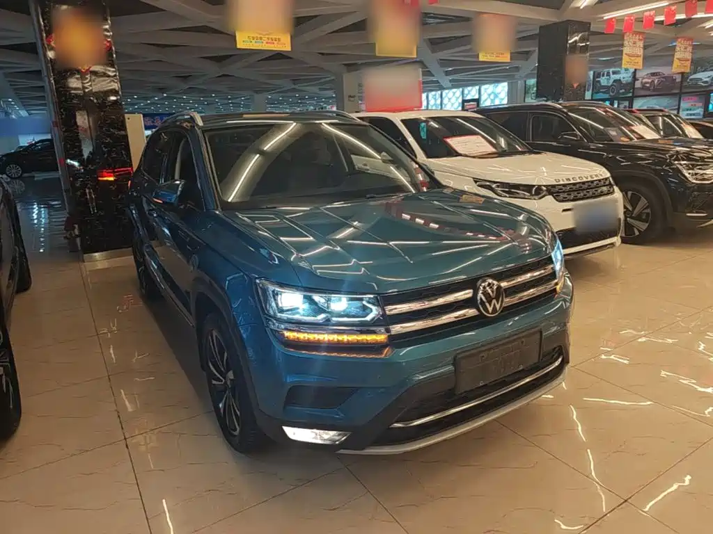 Фото 4 - Volkswagen Tharu