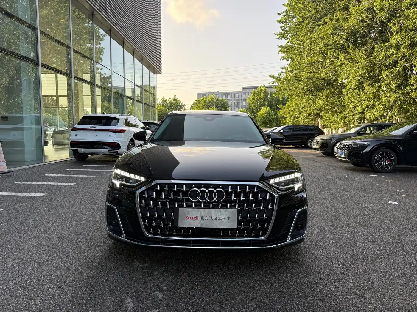 Audi A8 2024 Model A8L 55 TFSI quattro Flagship фото 2