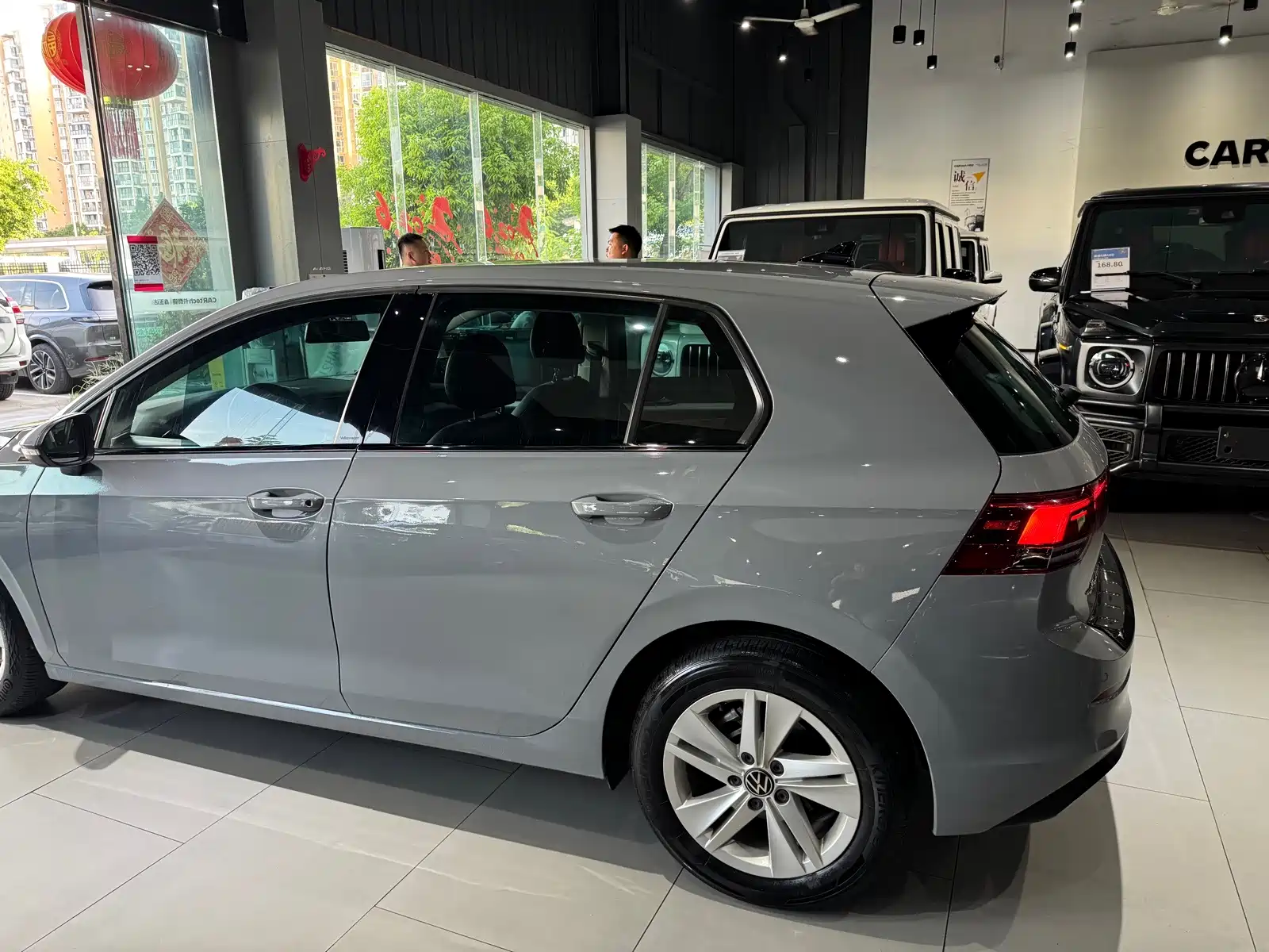 Фото 6 - Volkswagen Golf