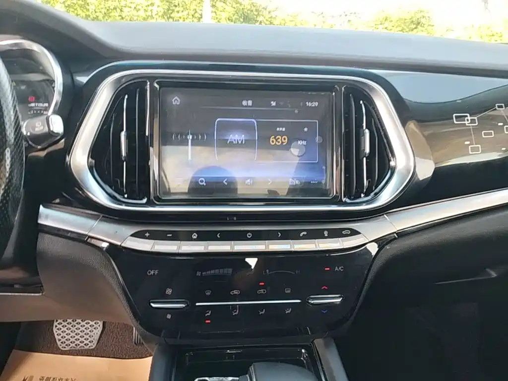 Jetour X90 2019 2019 1.5T DCT Smart 6-seater China VI