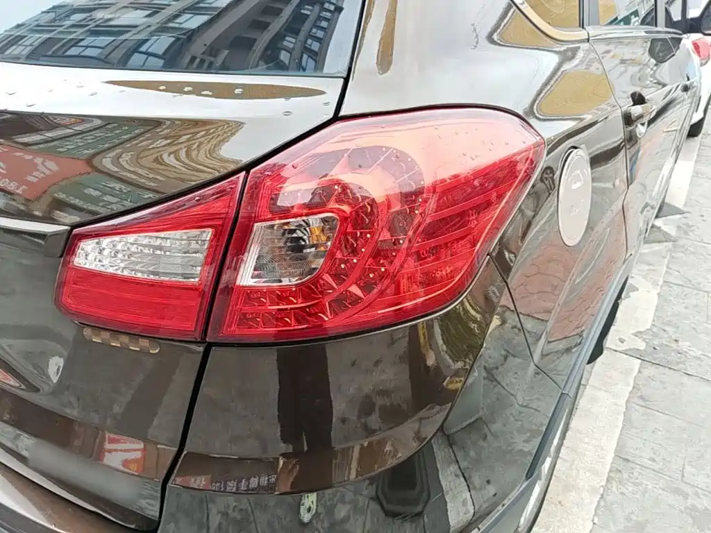 Chery Tiggo 5 2014 2014 2.0L CVT Family Comfort Edition