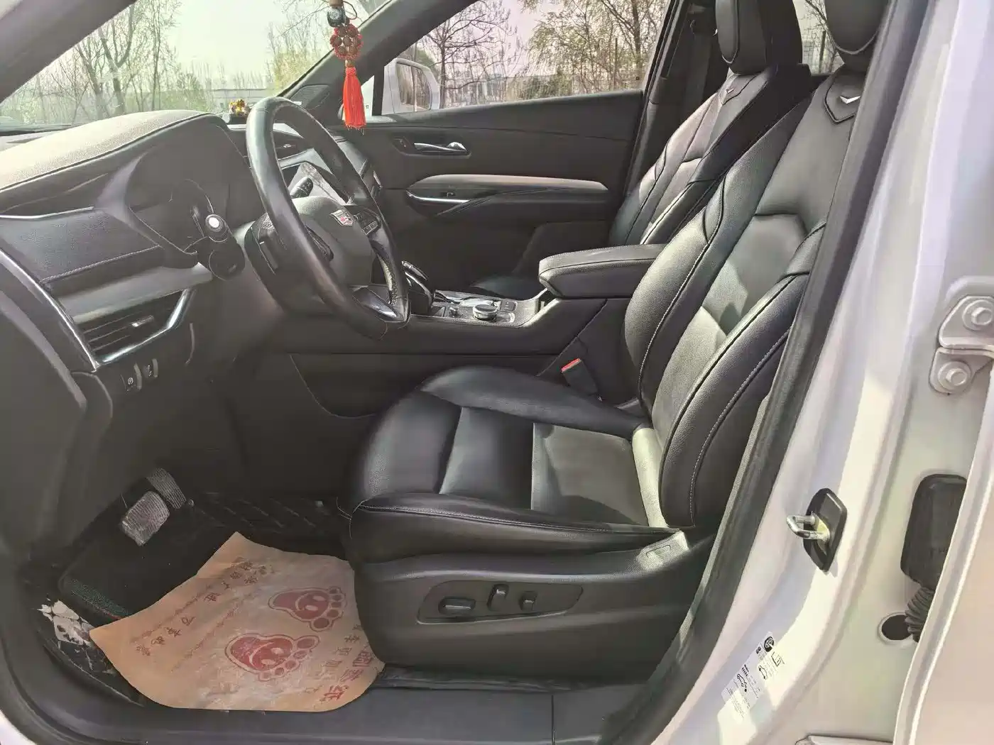 Cadillac XT4 2020 Facelift 28T 2WD Leading фото 4