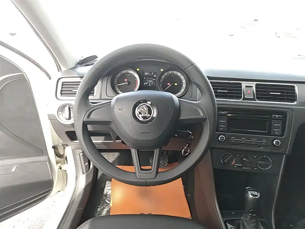 Škoda Skoda Rapid Spaceback 2019 Facelift 1.5L Automatic Standard Version China VI фото 11